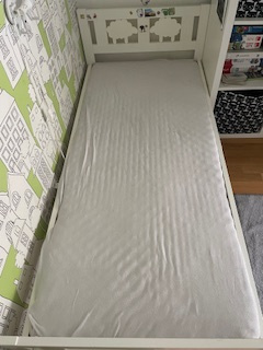 Detska postel IKEA - 160cm delka (včetně matrace)