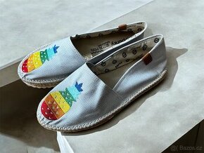 Plátěné espadrilky s ananasem - 1