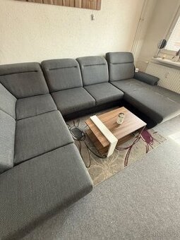 Rozkládací gauč s úložným prostorem