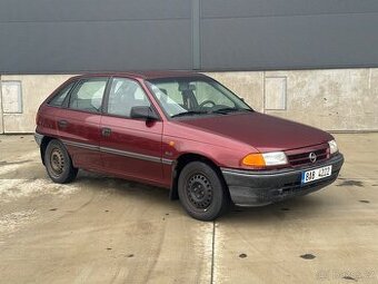 Opel Astra F 1.6 Si (r.v. 1994) – pouze 97.000 km