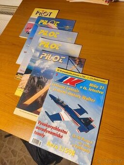 Časopisy "Pilot" a "Letectví + Kosmonautika"