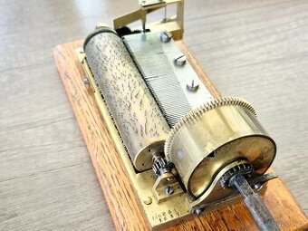 Raritní hudební mechanizmus Willenbacher & Rzebitschek, 1840