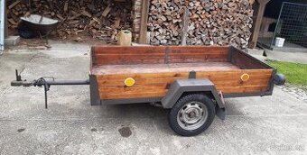 Přívěsný vozík za osobní auto