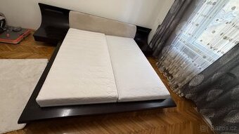 🛏️ Elegantní manželská postel z masivu 180x200 cm – včetně