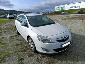 Opel Astra 1.7 CDTI Combi, 2011, 81kW, Klima, Nový DPF