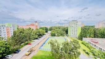Byt 2+1, OV, 63 m2 se třemi lodžiemi Wednesbury, Kladno