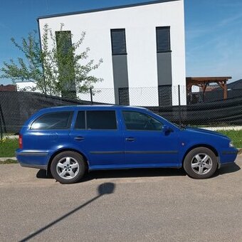 Prodám Škoda Octavia kombi 1.6