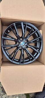 Originální BMW Alu kola M796 (6885305) – 18" á