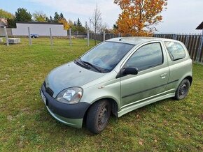 TOYOTA YARIS VVTI 2001