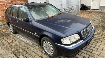 Mercedes-Benz Třídy C C 240T-mod