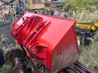 Nakladač Hon Un nová lžíce