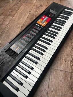 Klávesy YAMAHA