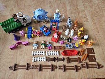 Lego Duplo několik sestav včetně domečku