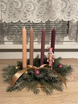Adventní svícen - louskáček