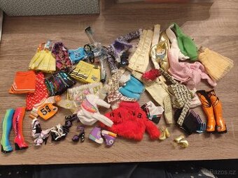 Velká sada doplňků pro RH panenky