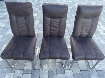 Židle čalouněná houpací