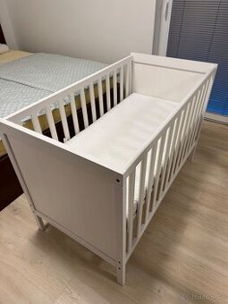 Dětská postýlka Ikea Sundvik + Matrace MPO Medico