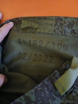 Prodám pracovní maskáče kalhoty 182/100 maskáčová bunda