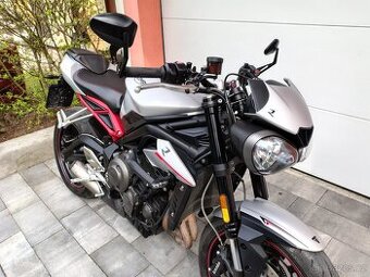 Triumph Street Tripla R 765