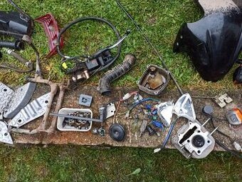 Skútr PGO T rex díly ( skůtr scooter)