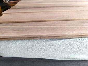 Prodám masivní ořechové obklady.