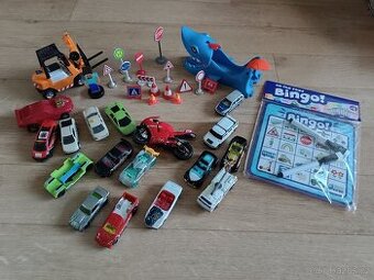 Autíčka, dráha hot Wheels