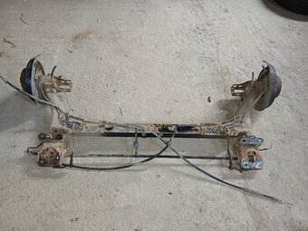 Zadná nápravnica / zadní nápravnice Audi A4 B5 sedan