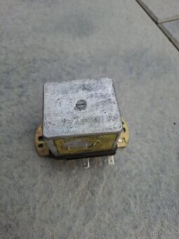 Nové relé Wartburg Trabant