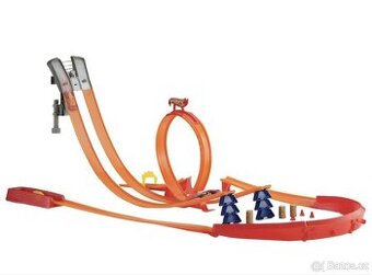 Hot Wheels dráha + Metal machines