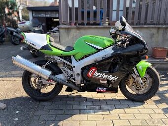 Kawasaki Zx7r