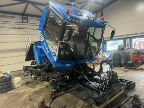 Rolba, Ratrak, Pisten bully 600 Park