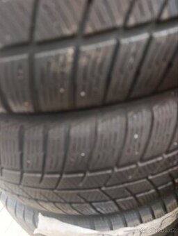 Zimní pneumatiky BARUM 205/55 R16