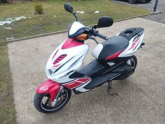 Yamaha Aerox 50