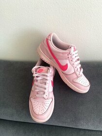Nike Dunk Low Triple Pink - 1