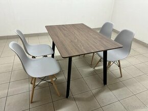 Jídelní stůl a 4x židle