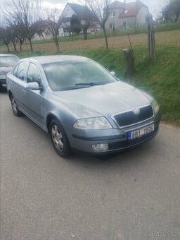 Škoda Octavia 2 náhradní díly 1.9 77 kw - 1