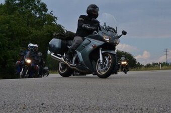 Yamaha FJR 1300, rv.2004