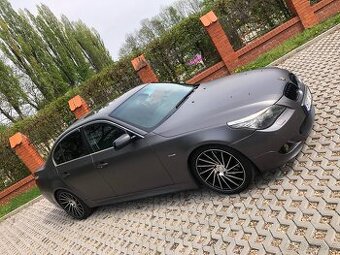 Bmw E60 V8 4.4i manuál