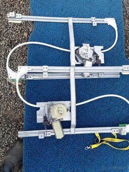 Stahovacka oken daf lf45