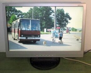 LCD monitor NEC 22 palců, 1680x1050