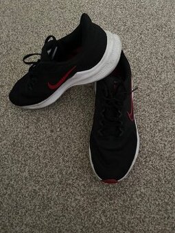 Sportovní boty Nike vel.42,5 .