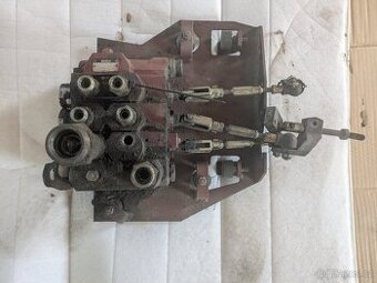 Hydraulický rozvaděč Bosch - Linde