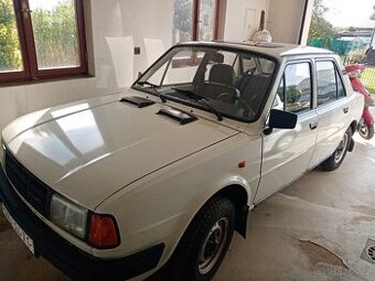 Škoda 125L