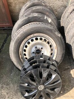 Sada zimních kol 295/65R16C rozteč 5x120.