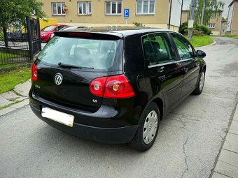 Prodám Volkswagen golf 5 - 1