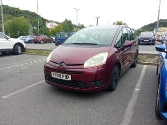Prodávám na díly celá auto dovoz GB