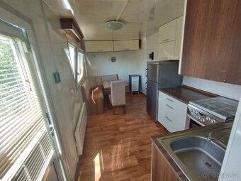 Zařízená celoroční obytná maringotka na prodej