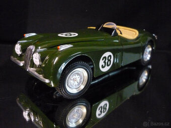Jaguar XK120 Roadster ERTL 1/18