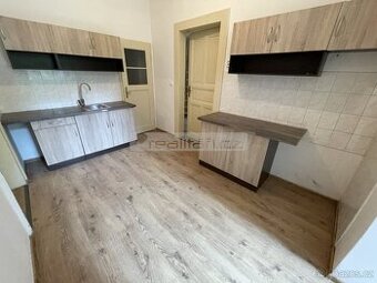 Pronájem bytu 3+1 po rekonstrukci, Skrétova ulice, Plzeň