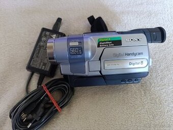 Videokamera Sony DCR-TRV145E (čtěte popis)